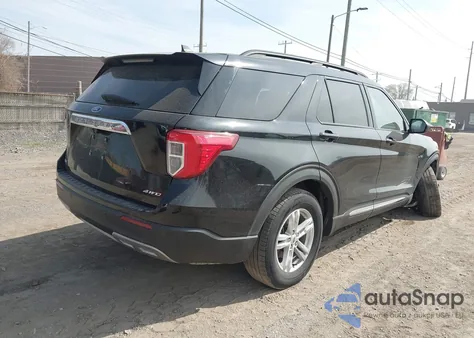 2022 Ford Explorer Xlt z USA, uszkodzony, nr VIN 1FMSK8DH8NGA87335